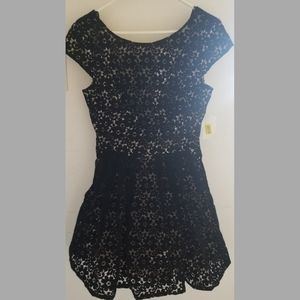 B. Darlin Velvet Floral Dress